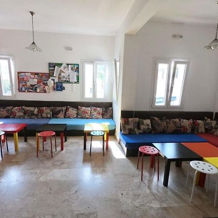 Fira Backpackers Place エクステリア 写真