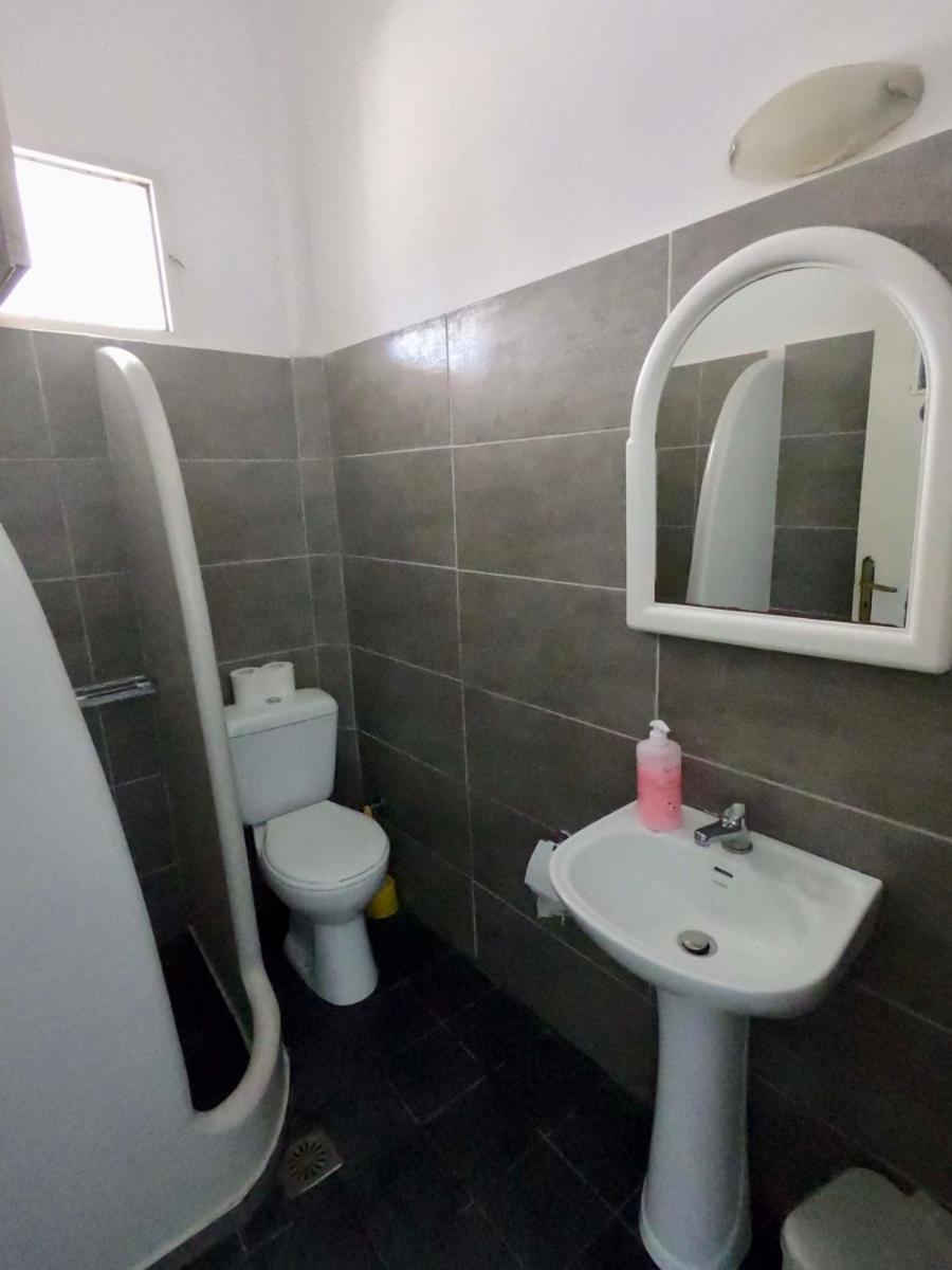 Fira Backpackers Place エクステリア 写真